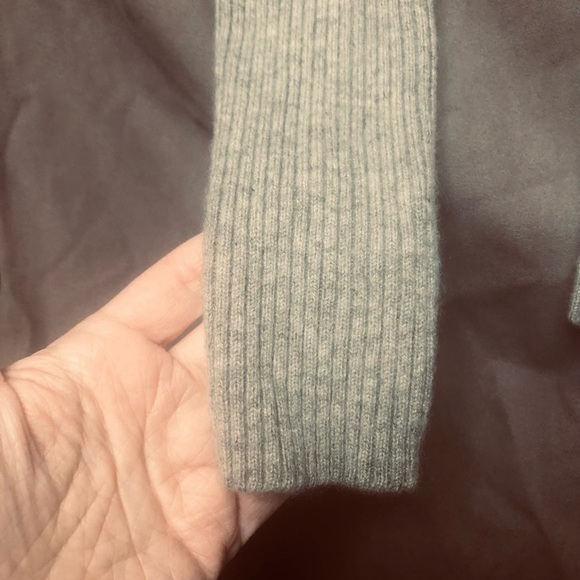 Size M Aqua 100% cashmere sweater - Picture 4 of 8